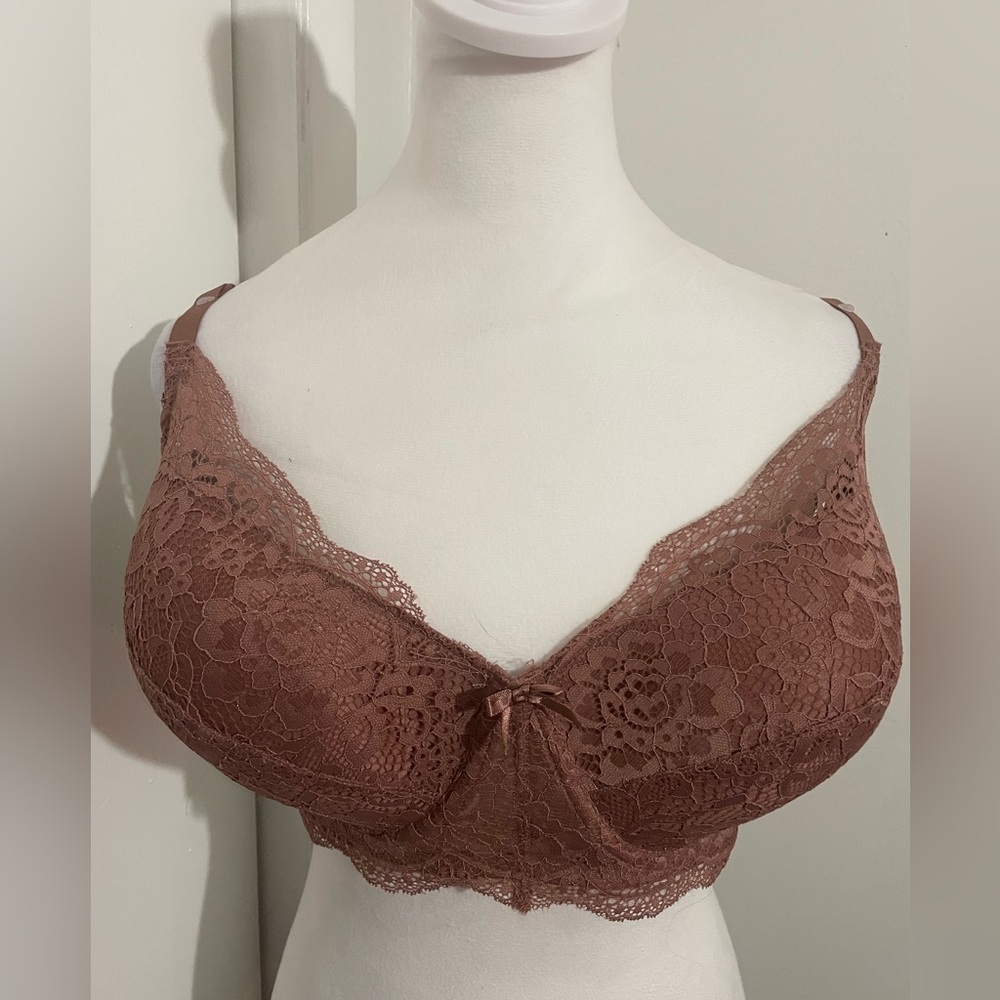 DREAMWEAR Love Your Curves 42C  Lined Underwire Lace Balconette Bra Cappucino